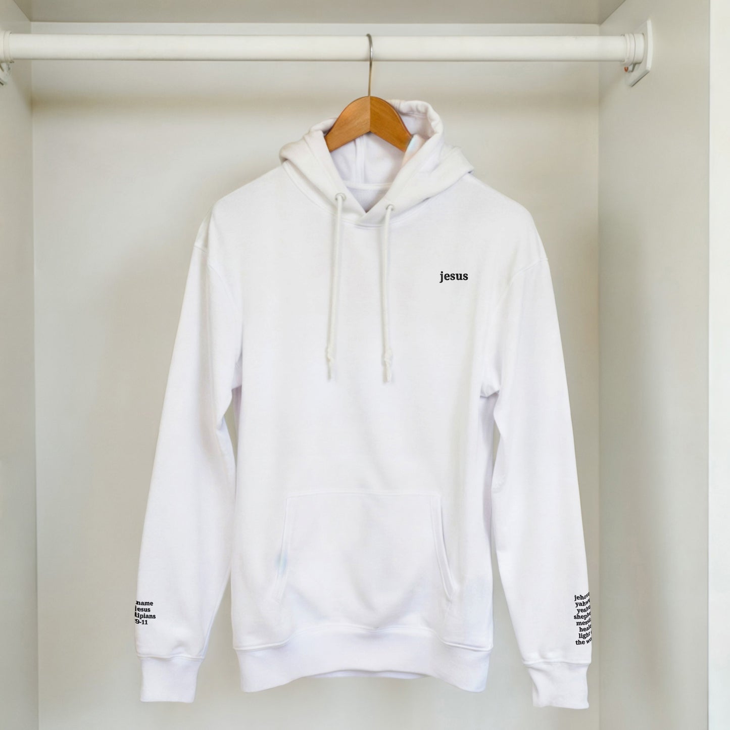 Jesus Hoodie | white